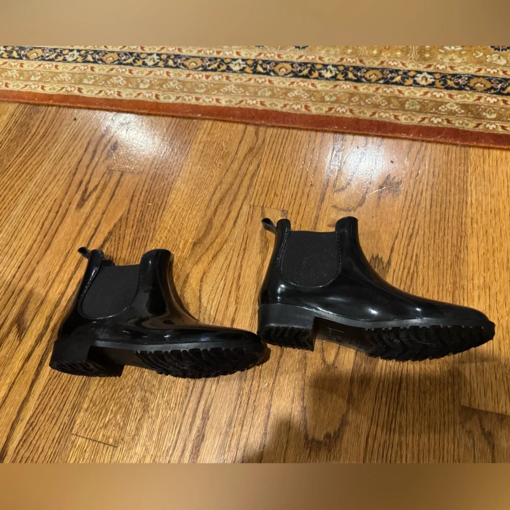 New INC International Concepts Girls Raelynn Black Rain Ankle Boots Fall Winter